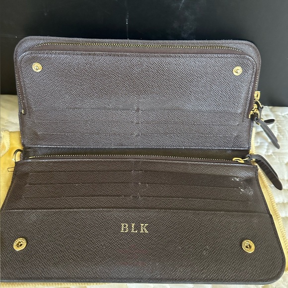 Louis Vuitton wallet - Picture 2 of 3